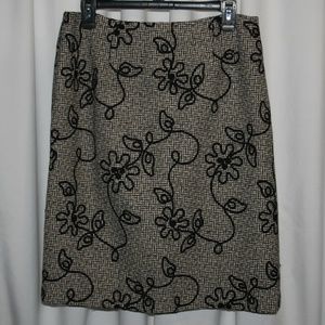 Talbots Embroidered Tweed Pencil Skirt Size 12P